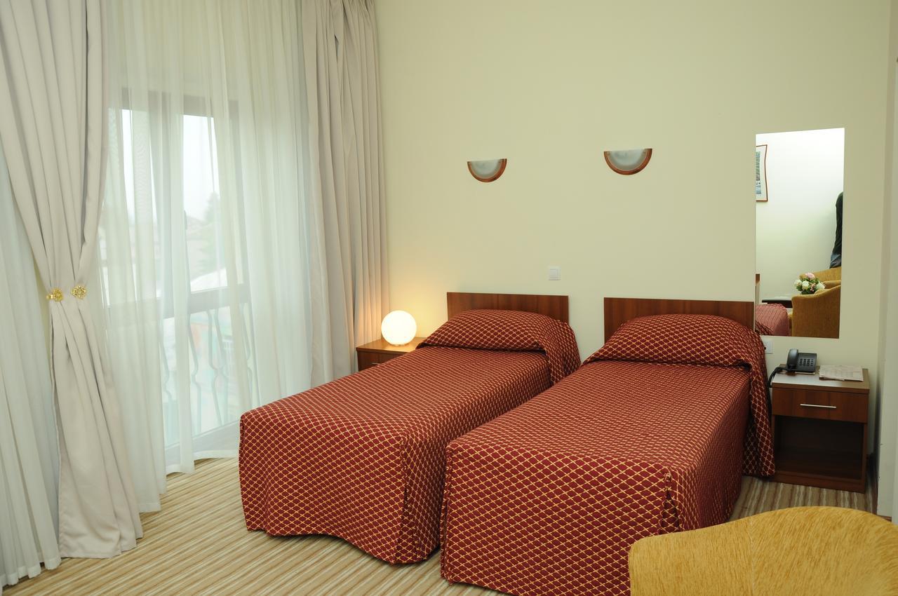 Hotel Shirok Sokak Bitola Exterior foto